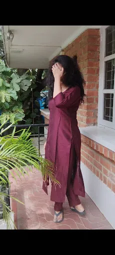 VIVARNAA BOUTIQUE